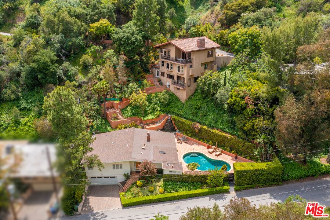 10160 Cielo Dr - Photo 1