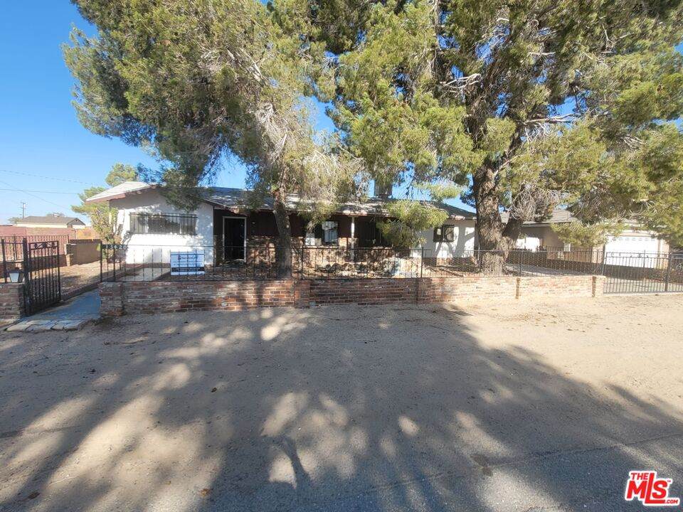 13420 Gilbert St - Photo 1