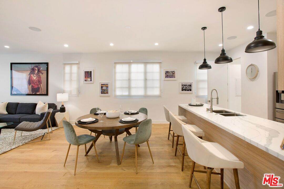 418 Stanley Ave - Photo 1