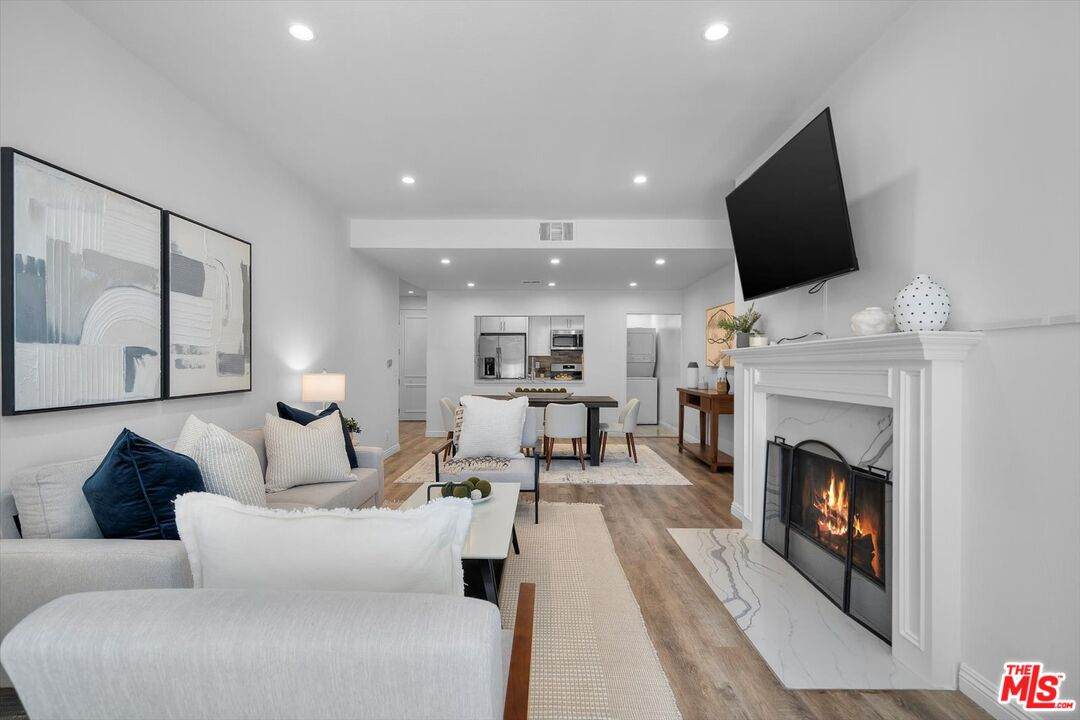 1650 Veteran Ave - Photo 1