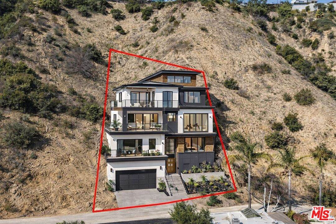 3573 Camino De La Cumbre - Photo 1