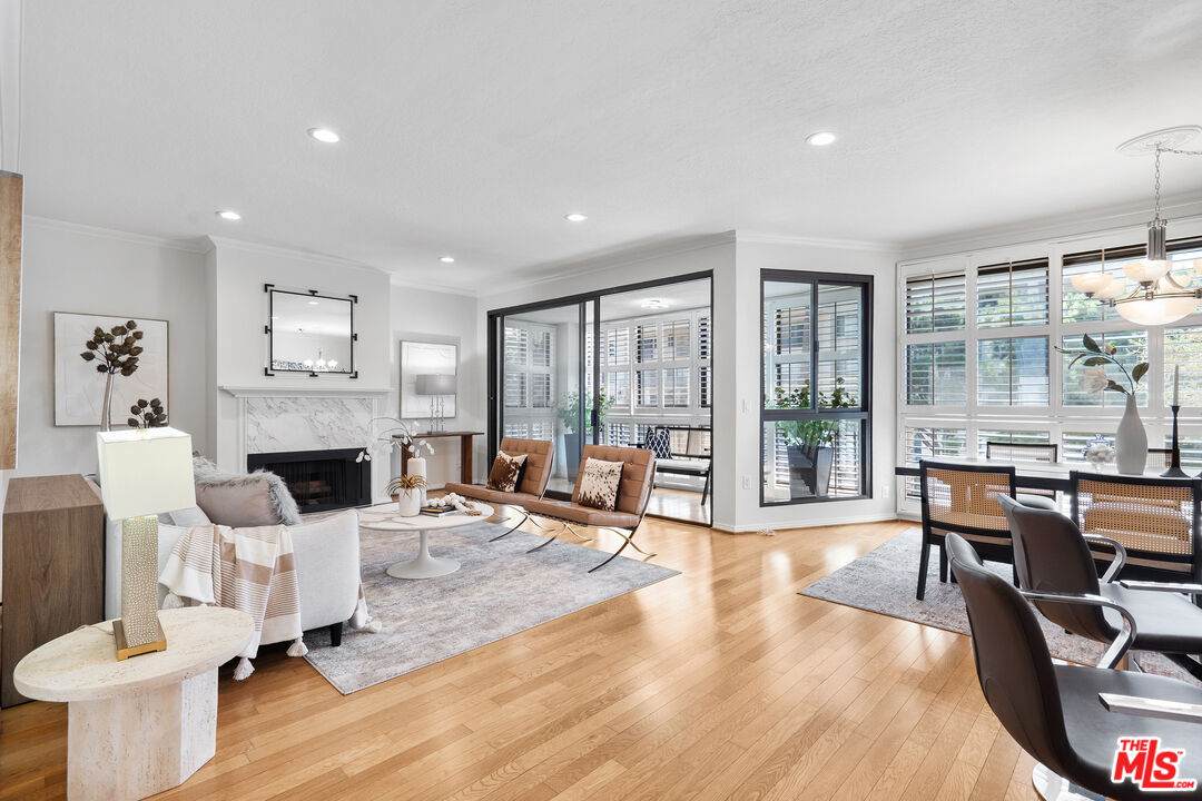 4477 Wilshire Blvd - Photo 1