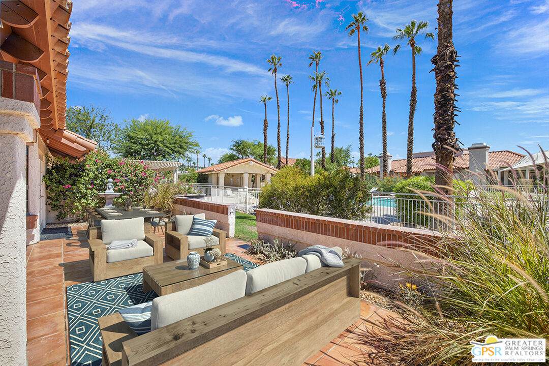 106 Avellino Cir - Photo 1