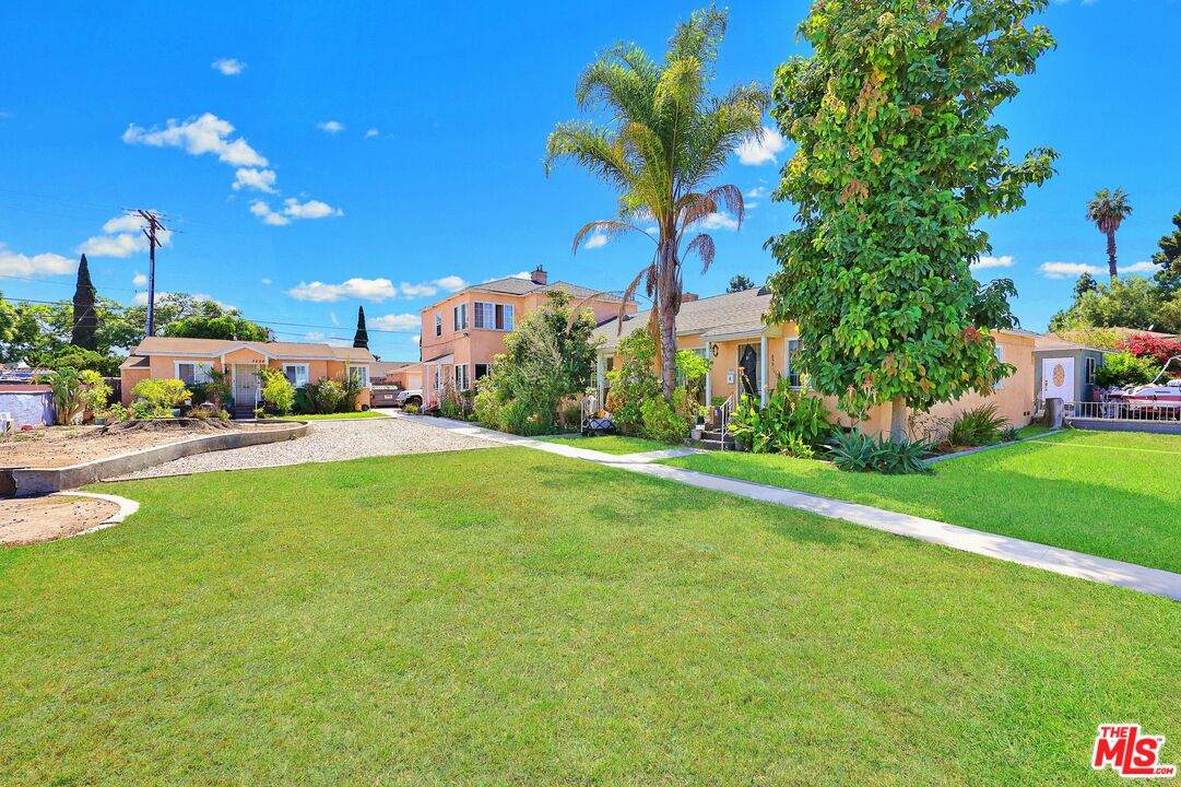 3220 Tecumseh Ave - Photo 1