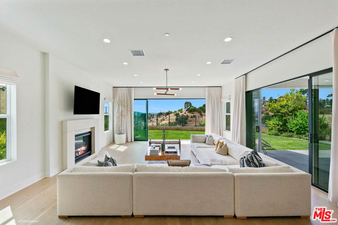 21316 Poema Pl - Photo 1