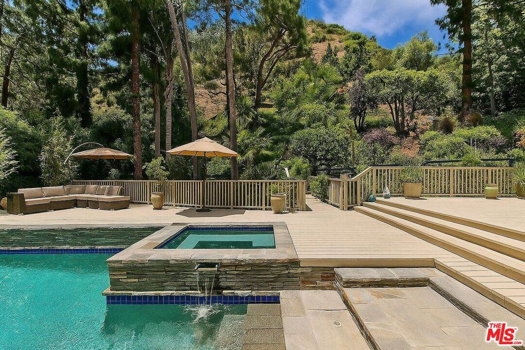 3479 Mandeville Canyon Rd - Photo 1