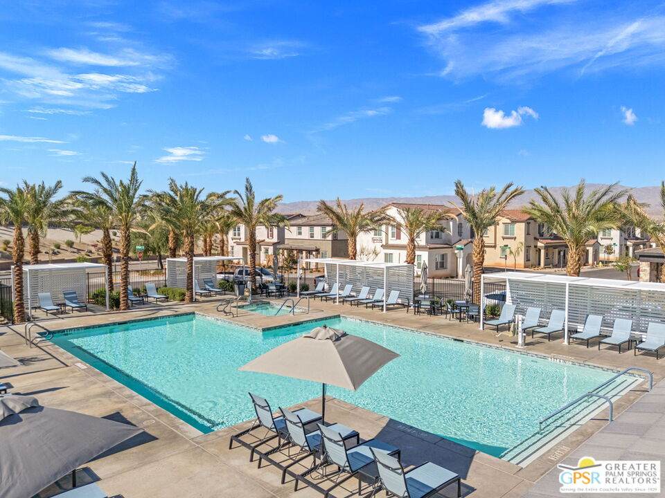 41171 Emory Ln - Photo 1