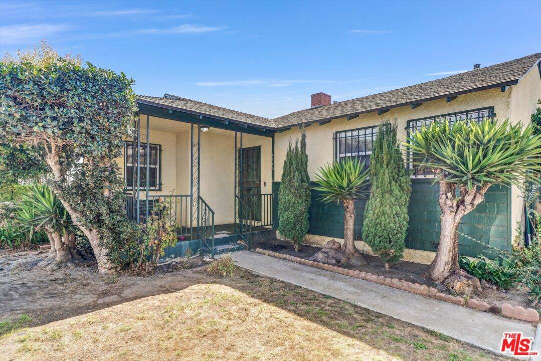 1616 108th St - Photo 1
