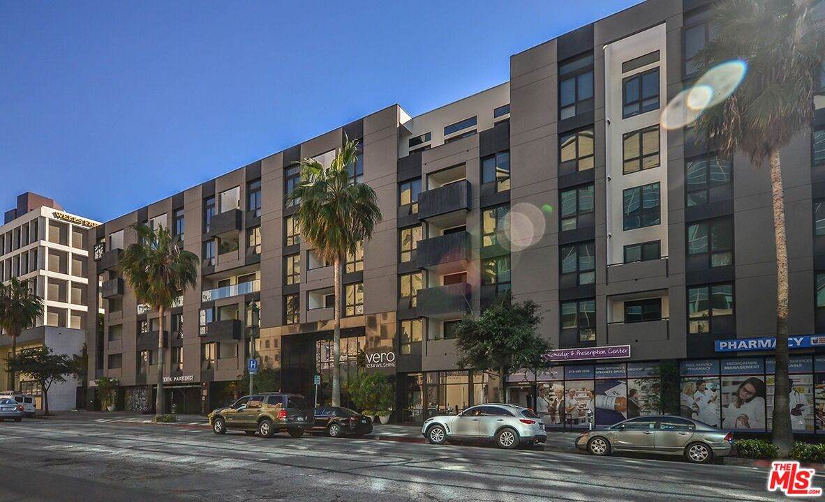 1234 Wilshire Blvd - Photo 1