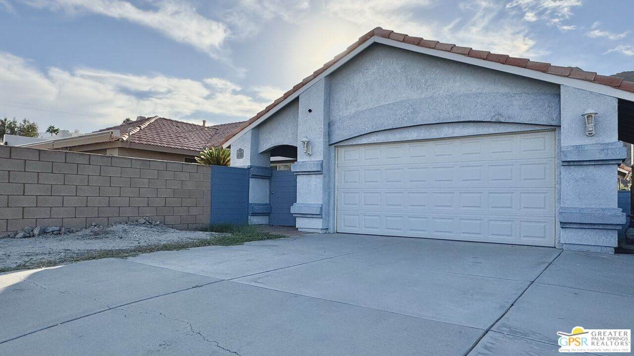 51905 Avenida Rubio - Photo 1