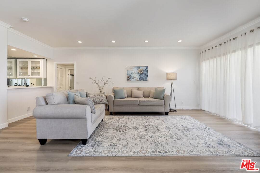 828 Bedford St - Photo 1