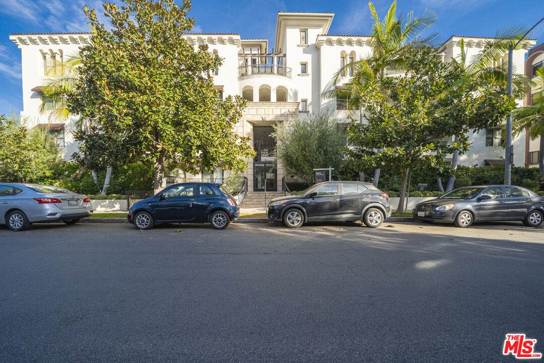 122 Clark Dr - Photo 1