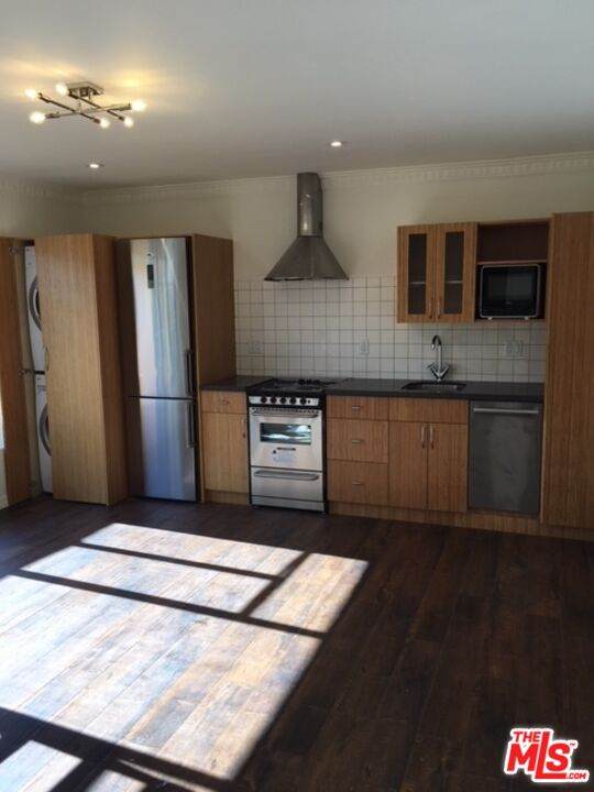 1333 Ogden Dr - Photo 1