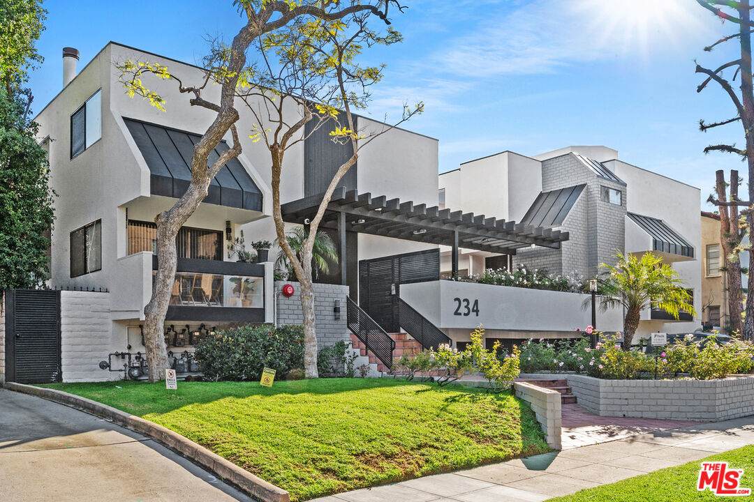 234 Tower Dr - Photo 1