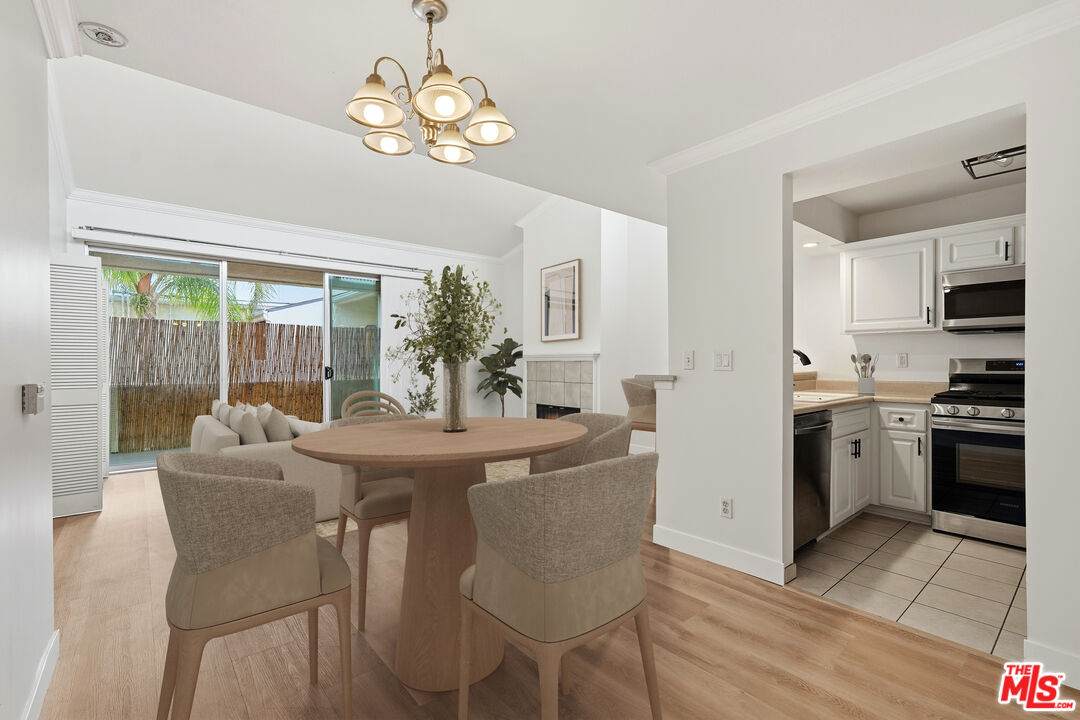 5325 Newcastle Ave - Photo 1