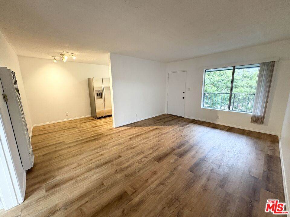 534 Santa Clara Ave - Photo 1