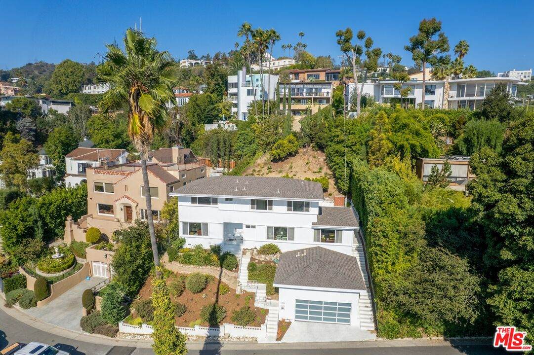 4799 Bonvue Ave - Photo 1