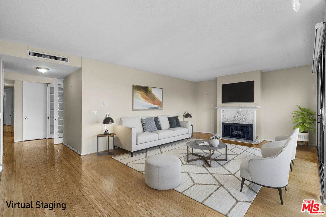 4477 Wilshire Blvd - Photo 1