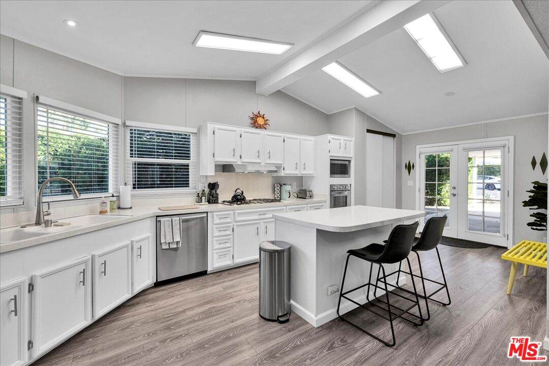 73450 Country Club Dr - Photo 1