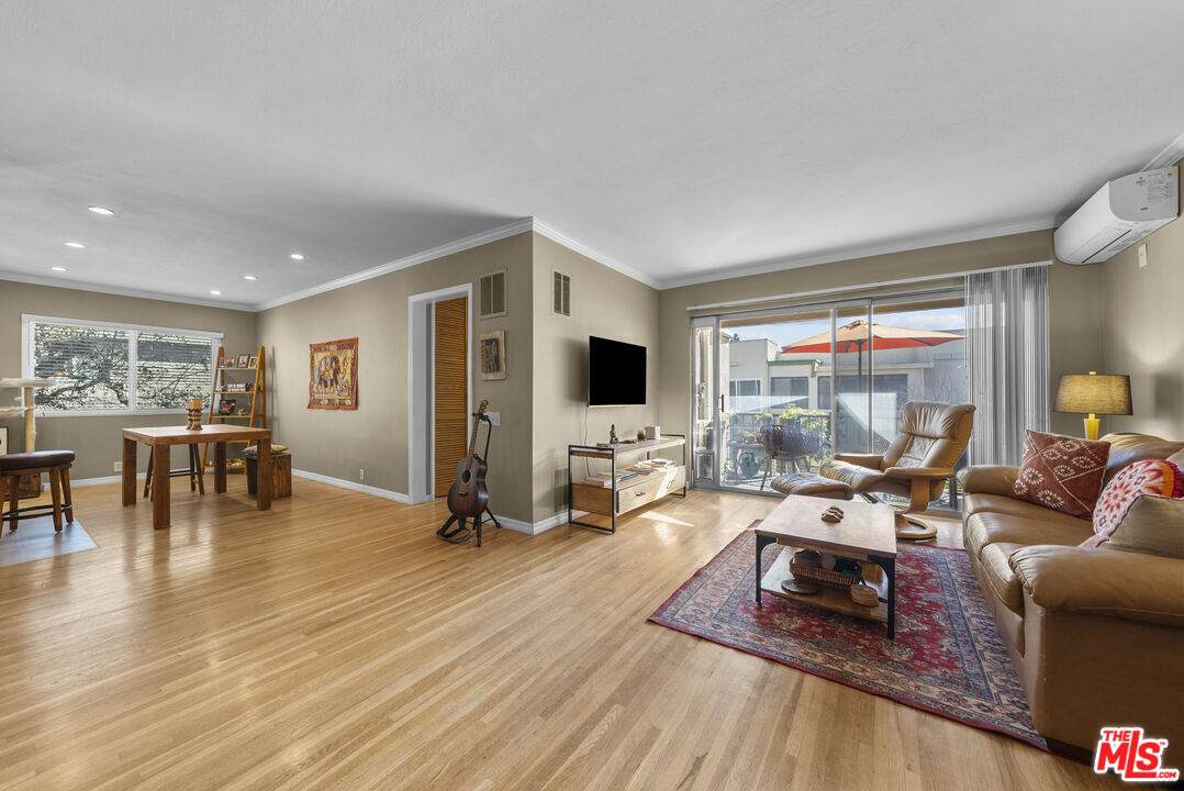 3166 Sepulveda Blvd - Photo 1