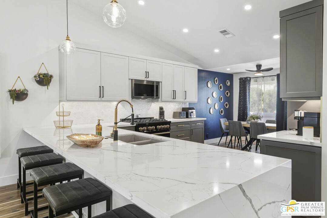 189 Torrey Pine Dr - Photo 1