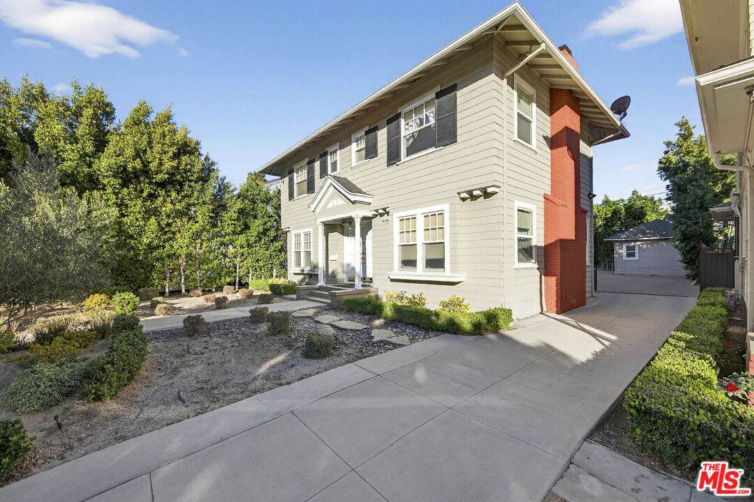 416 Van Ness Ave - Photo 1