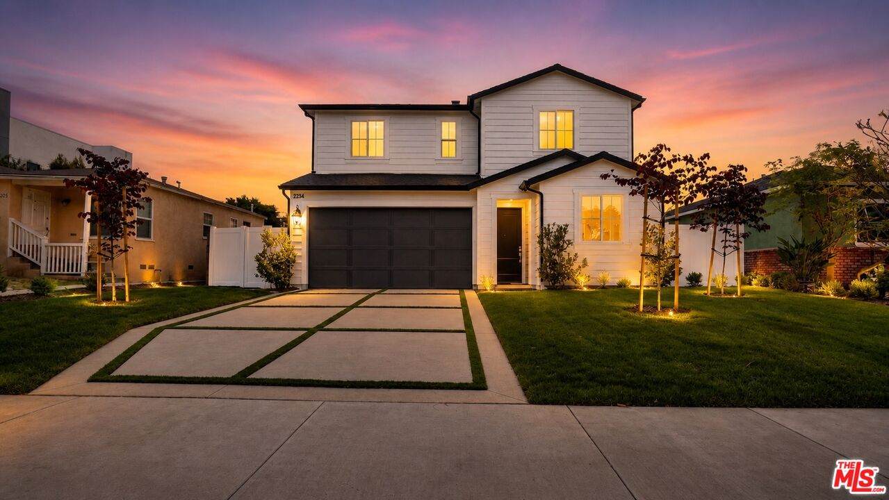 2234 Midvale Ave - Photo 1