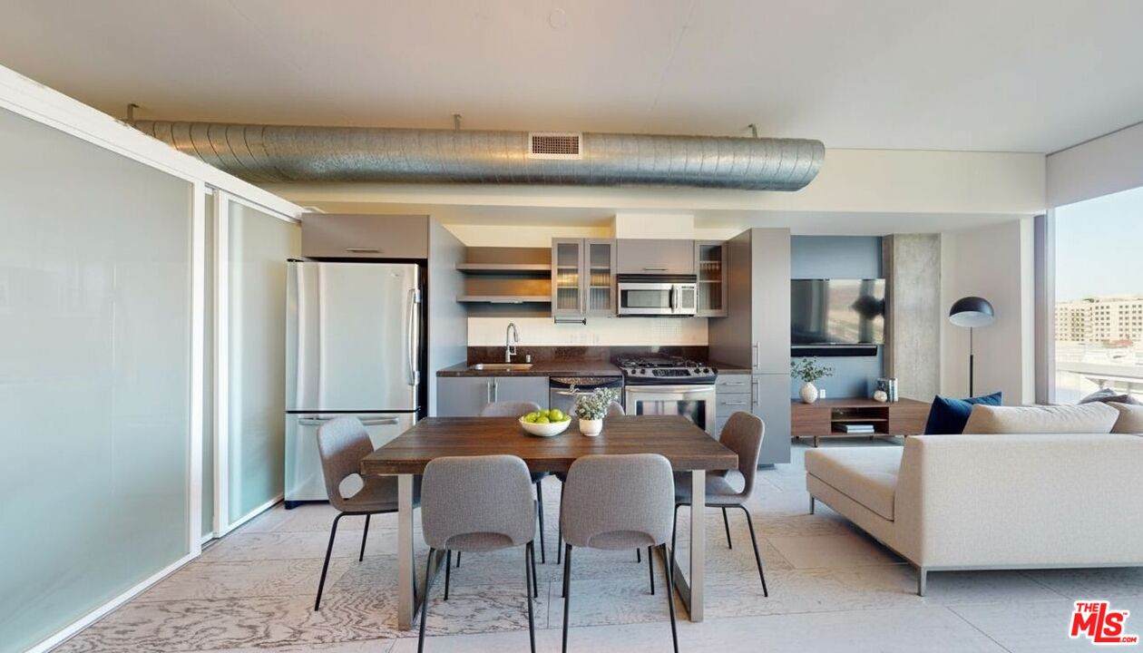 1111 Grand Ave - Photo 1