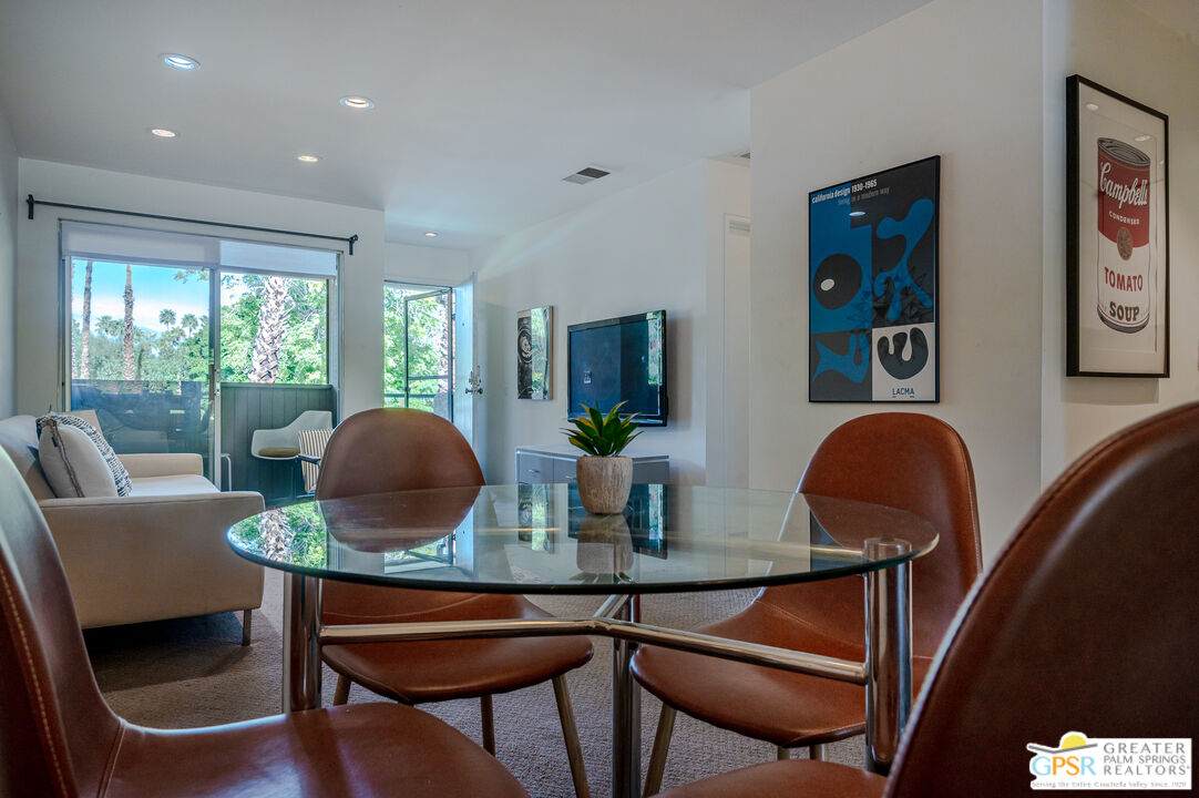 550 Villa Ct - Photo 1