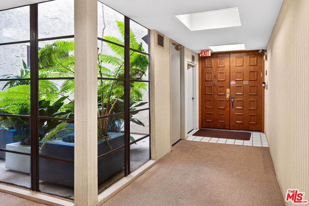 4822 Van Noord Ave - Photo 1