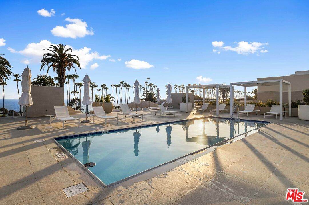 701 Ocean Ave - Photo 1