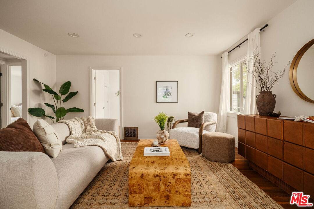 3107 Pueblo Ave - Photo 1