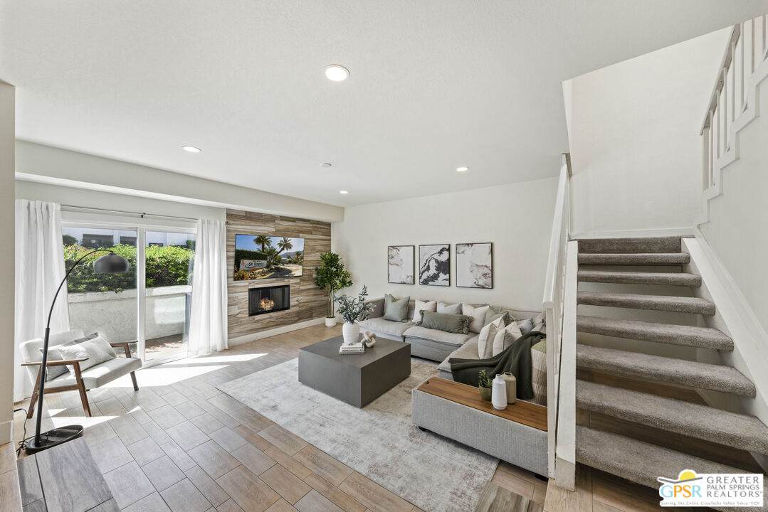 415 Rio Vista Dr - Photo 1