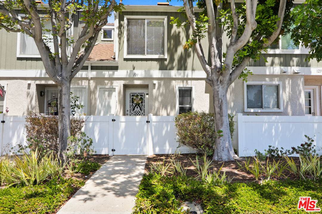 121 Abbeywood Ln - Photo 1