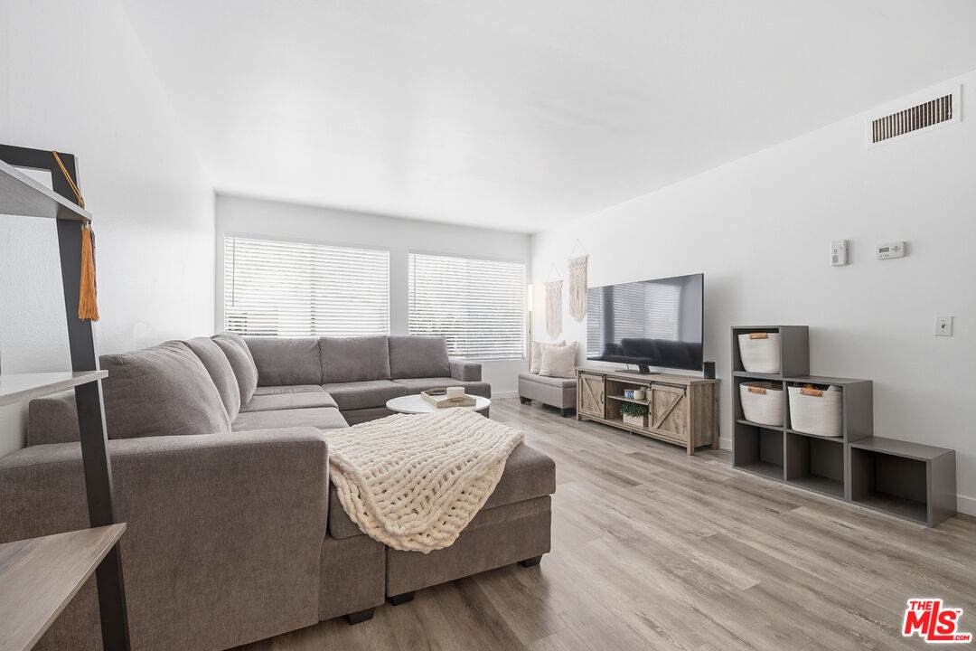 23515 Lyons Ave - Photo 1