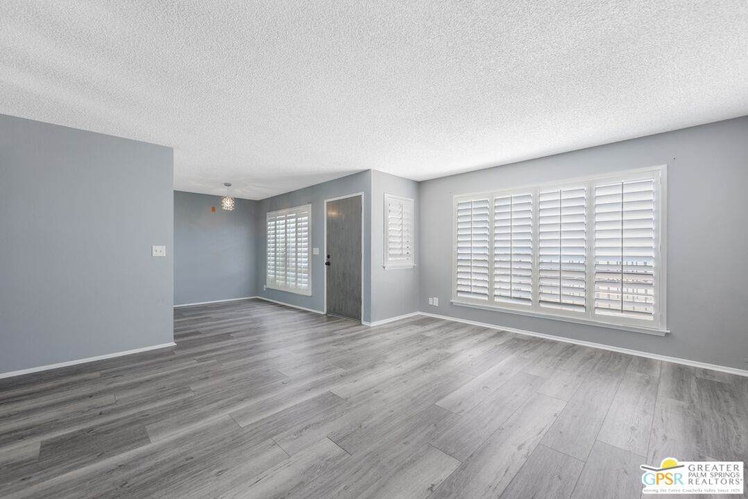 66735 12th St - Photo 1