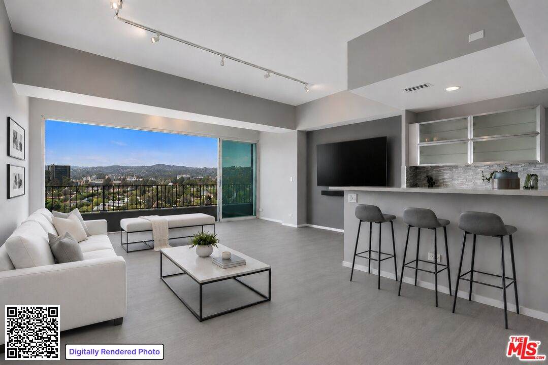 10501 Wilshire Blvd - Photo 1