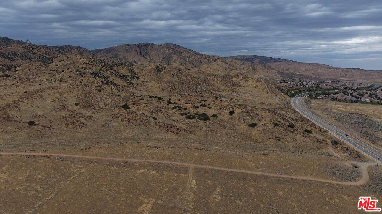  Address Not Published - Photo 1