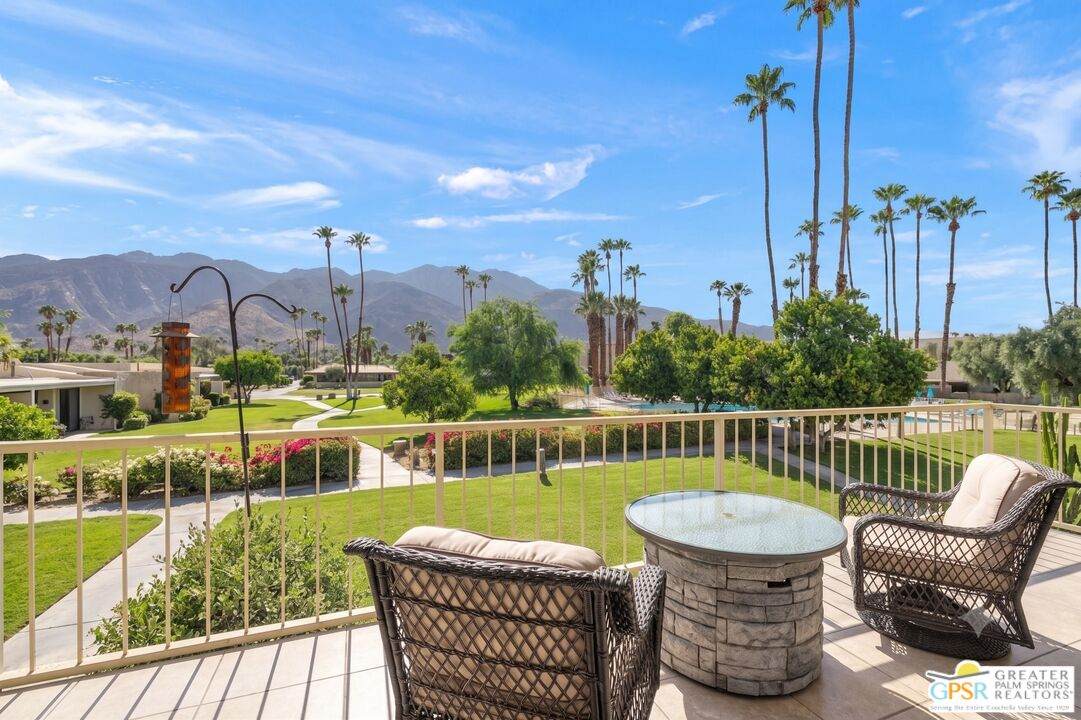 431 Desert Lakes Dr - Photo 1