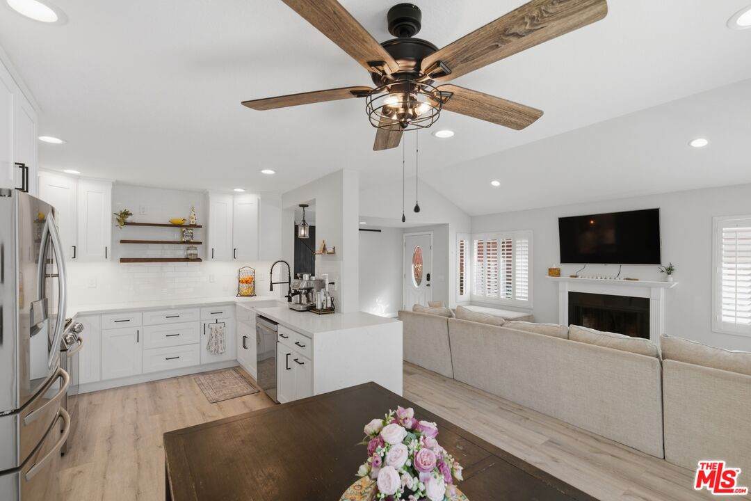 4234 Pepperwood Ln - Photo 1