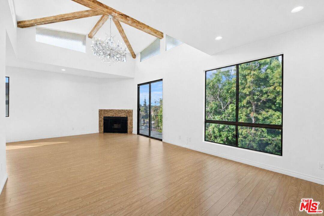 2175 Beverly Glen Blvd - Photo 1