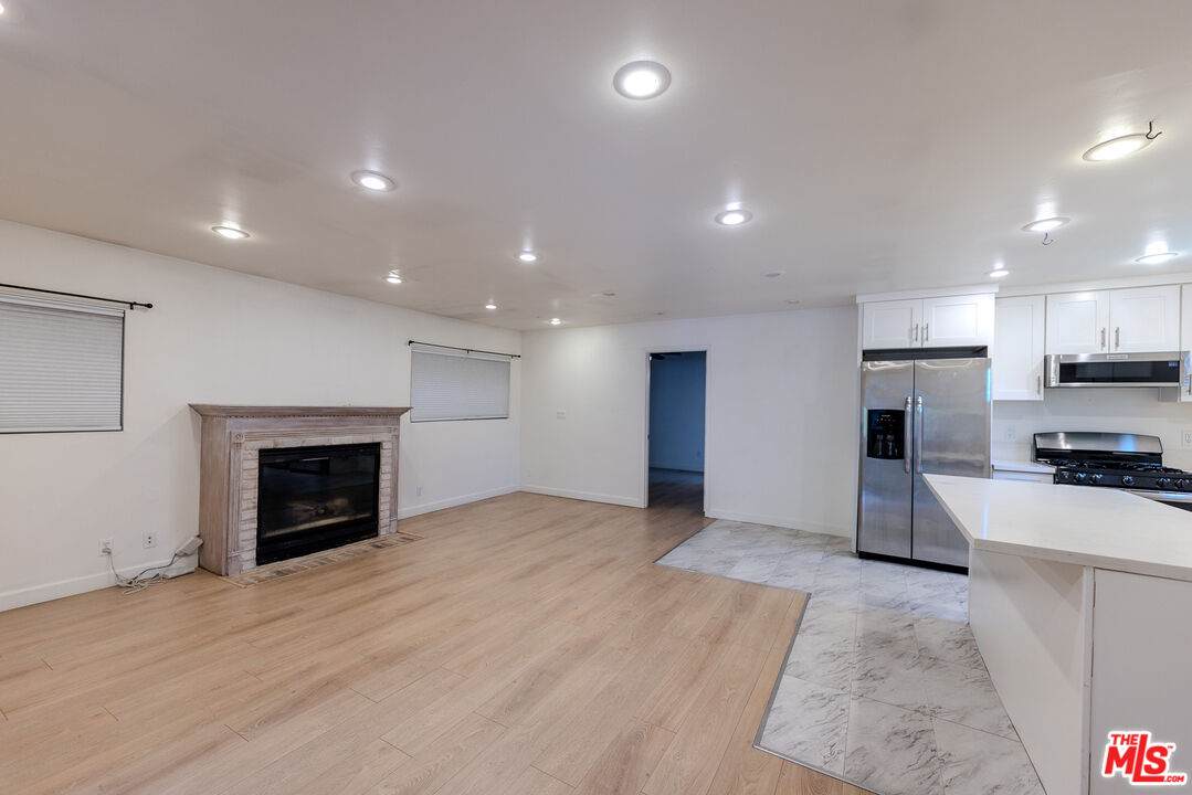837 Sunset Ave - Photo 1