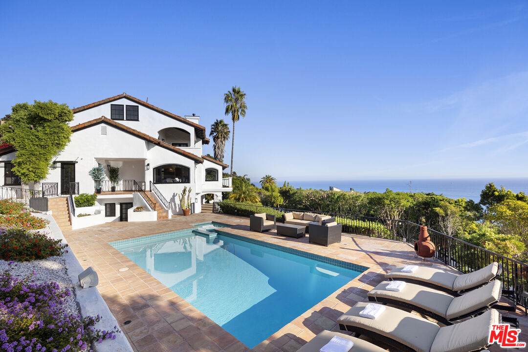 3909 Villa Costera - Photo 1