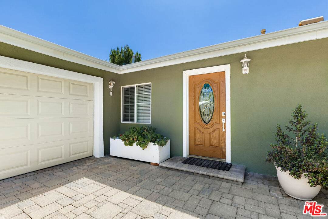 20628 Clark St - Photo 1