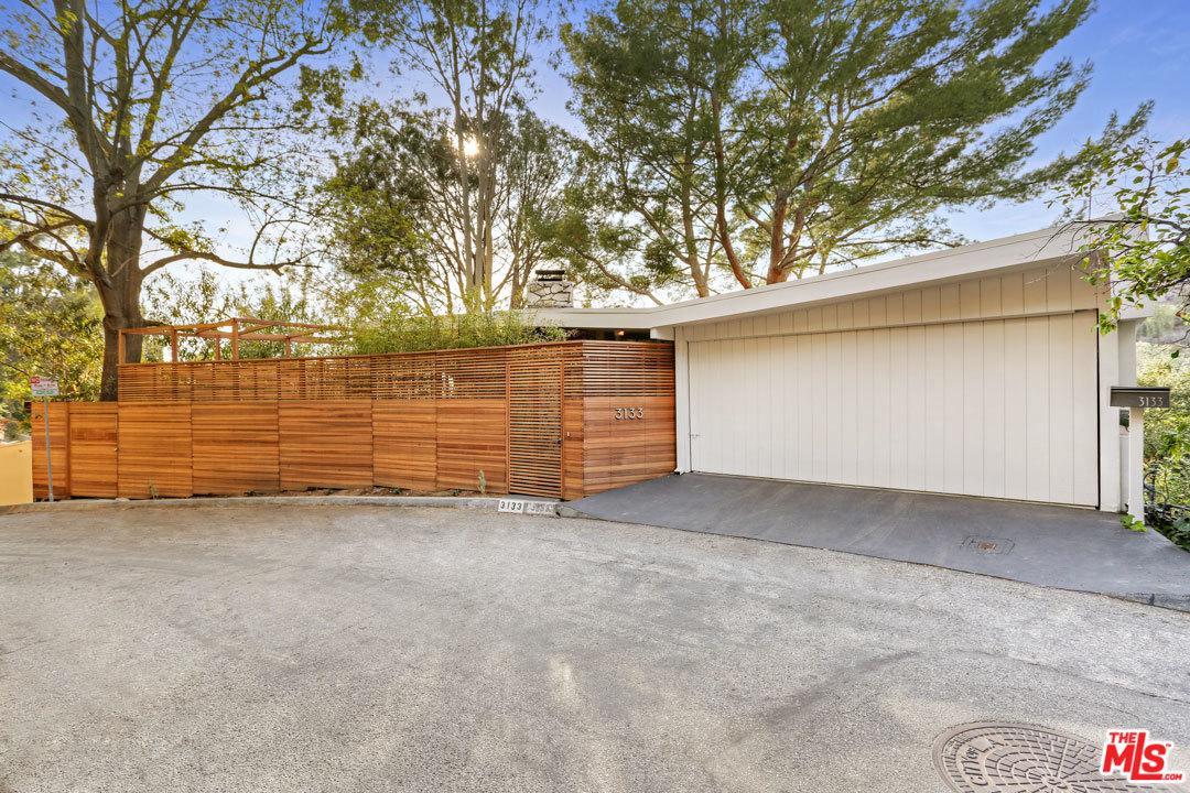 3133 Hollyridge Drive - Photo 1