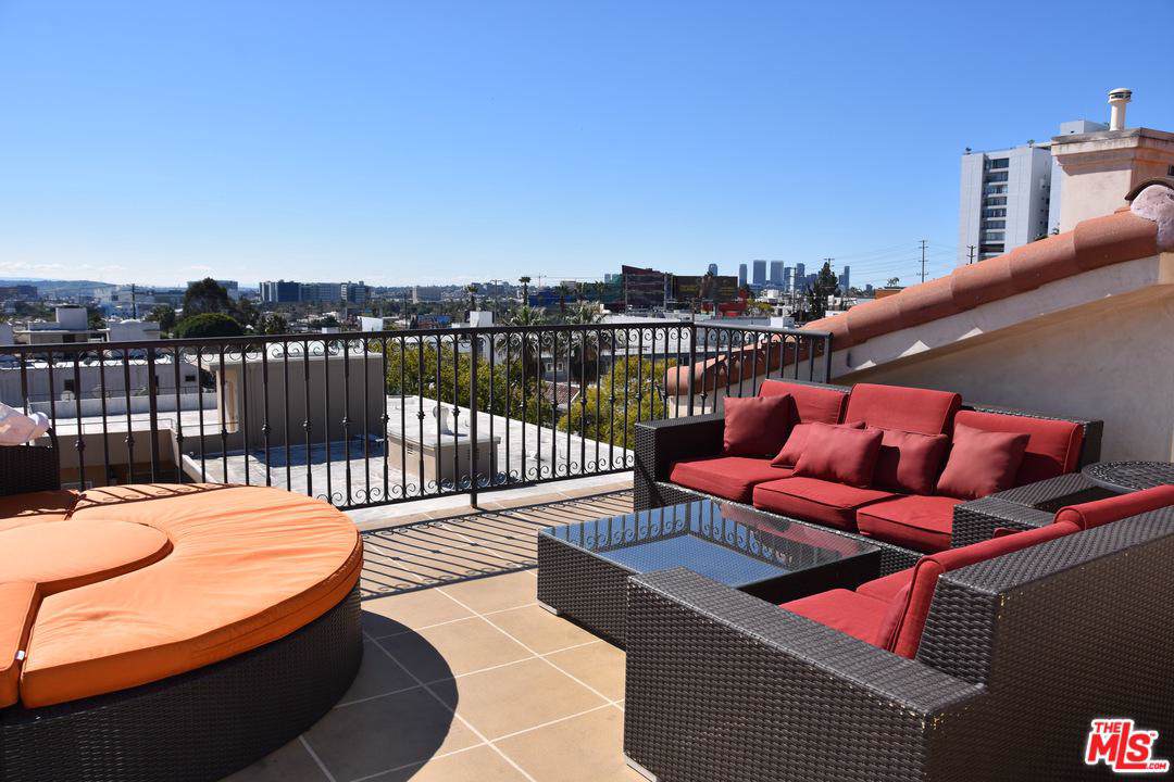 1146 Hacienda Place - Photo 1
