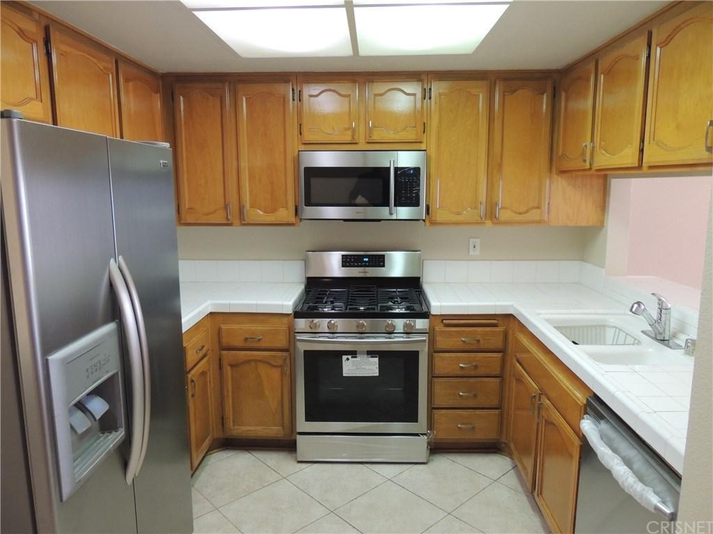 21040 Parthenia Street - Photo 1