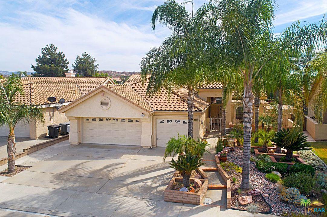 1330 Avenida Floribunda - Photo 1