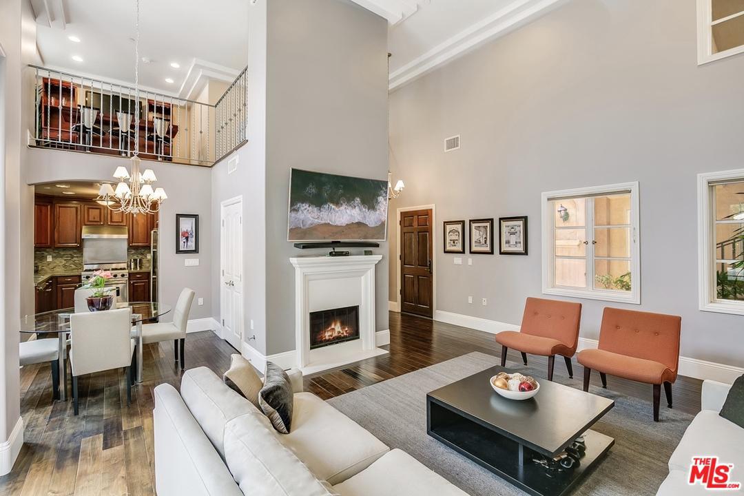 1311 Centinela Avenue - Photo 1