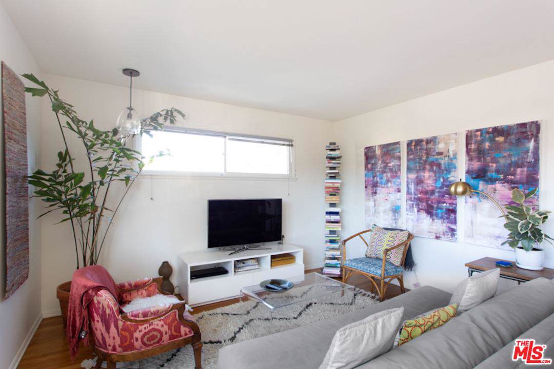 214 San Juan Avenue - Photo 1